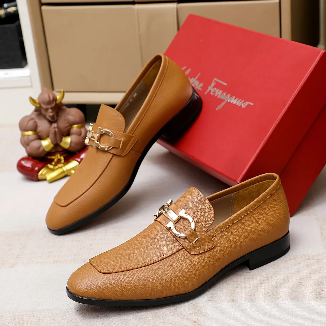 Men's shoes 💰600 🕷🕷🐂【Ferragamo】 Popular fashion casual shoes🇨🇳Official website counter 1:1 production, original mold opening💯Good quality can be seen, imported high-end first-layer pebbled calfskin, water-dyed🐂leather lining🌿very clear texture, high-quality waterproof, non-slip and wear-resistant outsole🎋high quality and low price, truly handmade🍓, 5 colors available! Code number 38-44 (45. To be customized)
